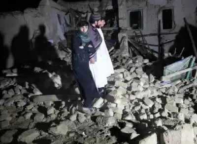 पाकिस्तान, ईरान ने भूकंप प्रभावित अफगानिस्तान को भेजी सहायता