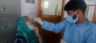 जम्मू-कश्मीर में 823 नए कोविड मामले दर्ज, 2 मौतें