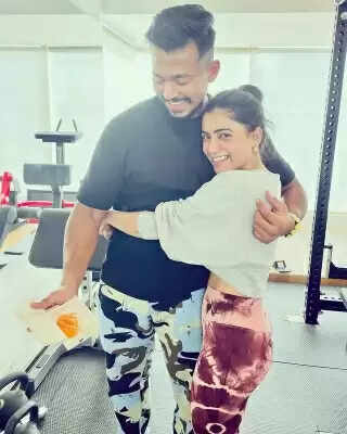 सामंथा ने ट्रेनर जुनैद शेख को हार नहीं मानने के लिए धन्यवाद दिया