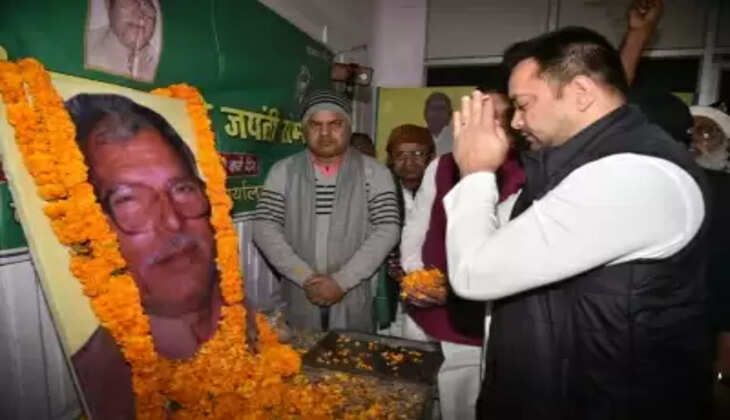 जननायक कर्पूरी ठाकुर की जयंती पर राजद का प्रखंड मुख्यालयों पर संविधान बचाओ-देश बचाओ का संकल्प