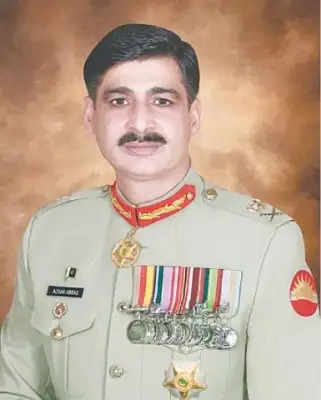 पाक सेना प्रमुख नहीं बनाए जाने के बाद लेफ्टिनेंट जनरल अजहर अब्बास जल्द सेवानिवृत्ति चाहते हैं