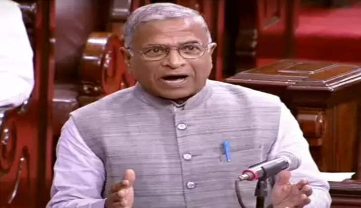 नीतीश के अलग होने के बाद अब क्या करेंगें राज्य सभा उपसभापति हरिवंश- पार्टी का देंगे साथ या सोमनाथ चटर्जी की तरह पद पर बने रहेंगे ?
