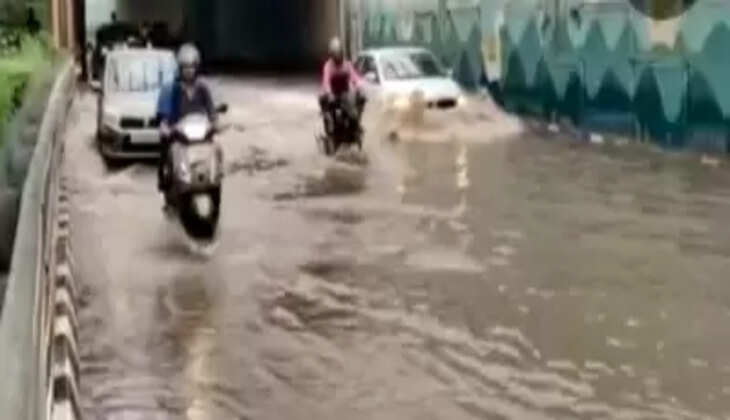 भारी बारिश से गुरुग्राम प्रभावित, जलभराव से लगा लंबा जाम