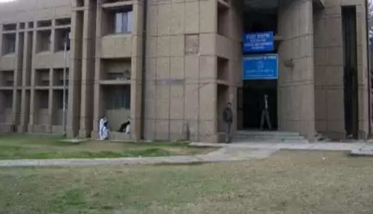 जम्मू विश्वविद्यालय के उर्दू विभाग में पूर्व छात्रों की पहली बैठक