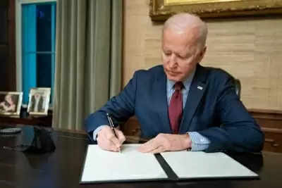 अमेरिकी राष्ट्रपति ने समलैंगिक विवाह विधेयक पर किए हस्ताक्षर