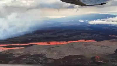 हवाई में दुनिया का सबसे बड़ा ज्वालामुखी करीब 4 दशक बाद फटा