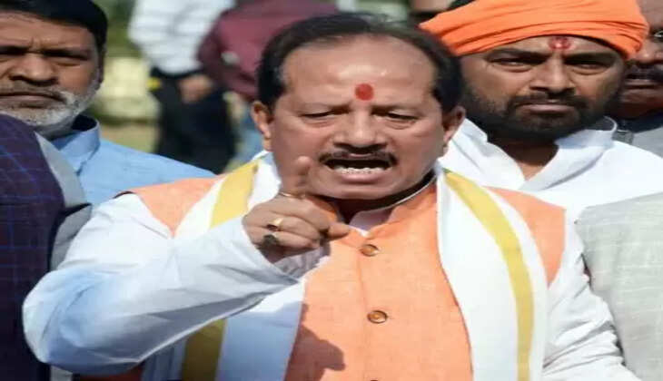 नीतीश, लालू जिस कंधे पर चढ़कर आसमान छूते हैं, उसी कंधे को तोड़ देते हैं : विजय सिन्हा