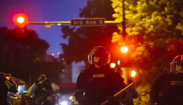 पुलिस ने अफ्रीकी-अमेरिकी शख्स की बर्बरता के साथ की पिटाई : वकील