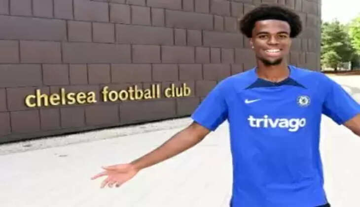 चेल्सी ने छह साल के सौदे पर एस्टन विला से कार्नी चुक्वेमेका को अनुबंधित किया