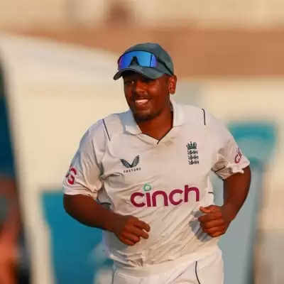 अनकैप्ड रेहान अहमद को पाकिस्तान श्रृंखला के लिए इंग्लैंड टेस्ट टीम में शामिल किया गया