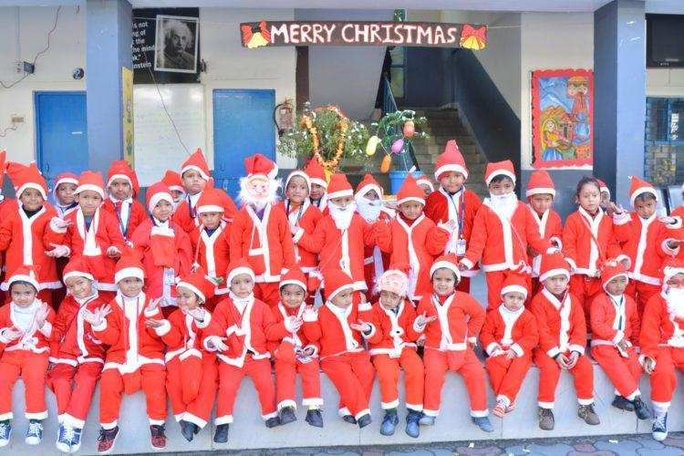 हल्द्वानी- गुरुकुल इंटरनेशनल स्कूल में क्रिसमस की धूम, नन्हें बच्चों ने ऐसे जीता दिल