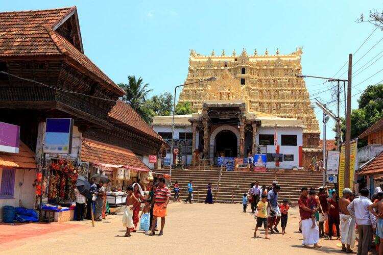 ‘रोमांस’ का शहर : सैलानियों को लुभाने वाला अनोखा पर्यटन स्थल है केरल, यहां के नजारे देख आप विदेशी लम्हे भी भूल जाएंगे