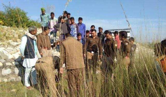 रामनगर में इस हाल में मिली युवक की लाश, मौके पर तंत्र-मंत्र का सामान देख दंग रह गई पुलिस