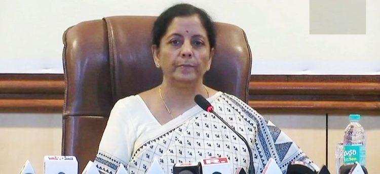Budget 2019 Live :वित्त मंत्री निर्मला सीतारमण ने पेश की बजट 2019-20, जानिये क्या है मोदी सरकार के बजट में खास