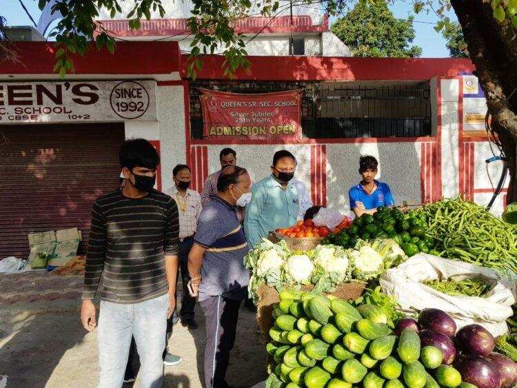 हल्द्वानी-महंगे दामों पर बेच रहे थे फल और सब्जी ऐसे पड़ा एडीएम का छापा, 8 लोगों का कोर्ट चालान कई के लाइसेंस निरस्त