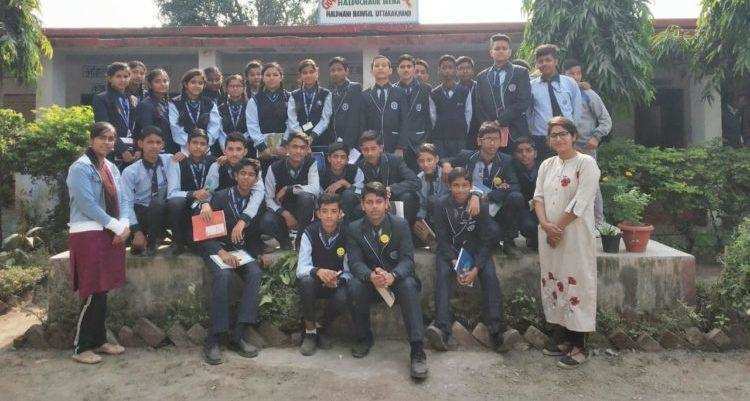 हल्द्वानी-जय अरिहंत के छात्रों ने ली सरकारी स्कूलों जानकारी, ऐसे हुए सरकारी योजनाओंं से रूबरू