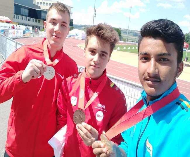 हल्द्वानी-बागेश्वर के सागर ने स्विट्जरलैंड में लहराया तिरंगा, दुनियां मेंं बजा देवभूमि डंका