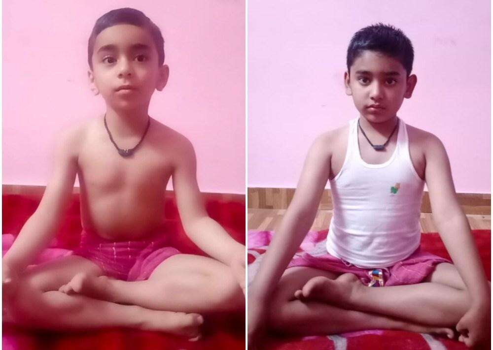 हल्द्वानी-दि मास्टर्स स्कूल के छात्र हर्ष जोशी बने लिटिल मास्टर्स योग गुरु, ऐसे घर बैठे सीखा रहे योग