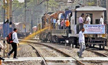 मॉस्किटो टर्मिनेटर ट्रेन दिल्ली में मच्छरों से फैलने वाली बीमारियों पर लगाएगी रोक