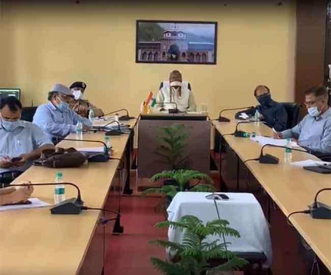 देहरादून- सीएम त्रिवेन्द्र सिंह रावत ने पीएम के सामने प्रदेशवासियों के लिए रखे ये सुझाव, पर्यटन को लेकर कही ये बात