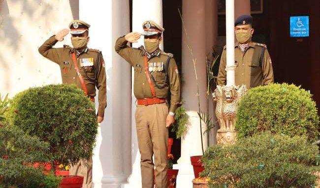 देहरादून-इन पुलिस अधिकारियों को मिला उत्कृष्ट सेवा सम्मान, डीजीपी अशोक कुमार ने कही बात