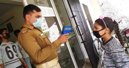 BAREILLY: भारत सेवा ट्रस्ट पर आने वालों का होगा कोरोना वायरस का टेस्‍ट