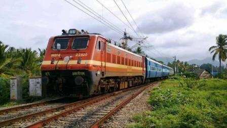 TRAIN CANCELLED: कड़ी धूप में रेलवे को दिख रहा कोहरा, 31 मार्च तक रद्द कर दी 32 ट्रेनें