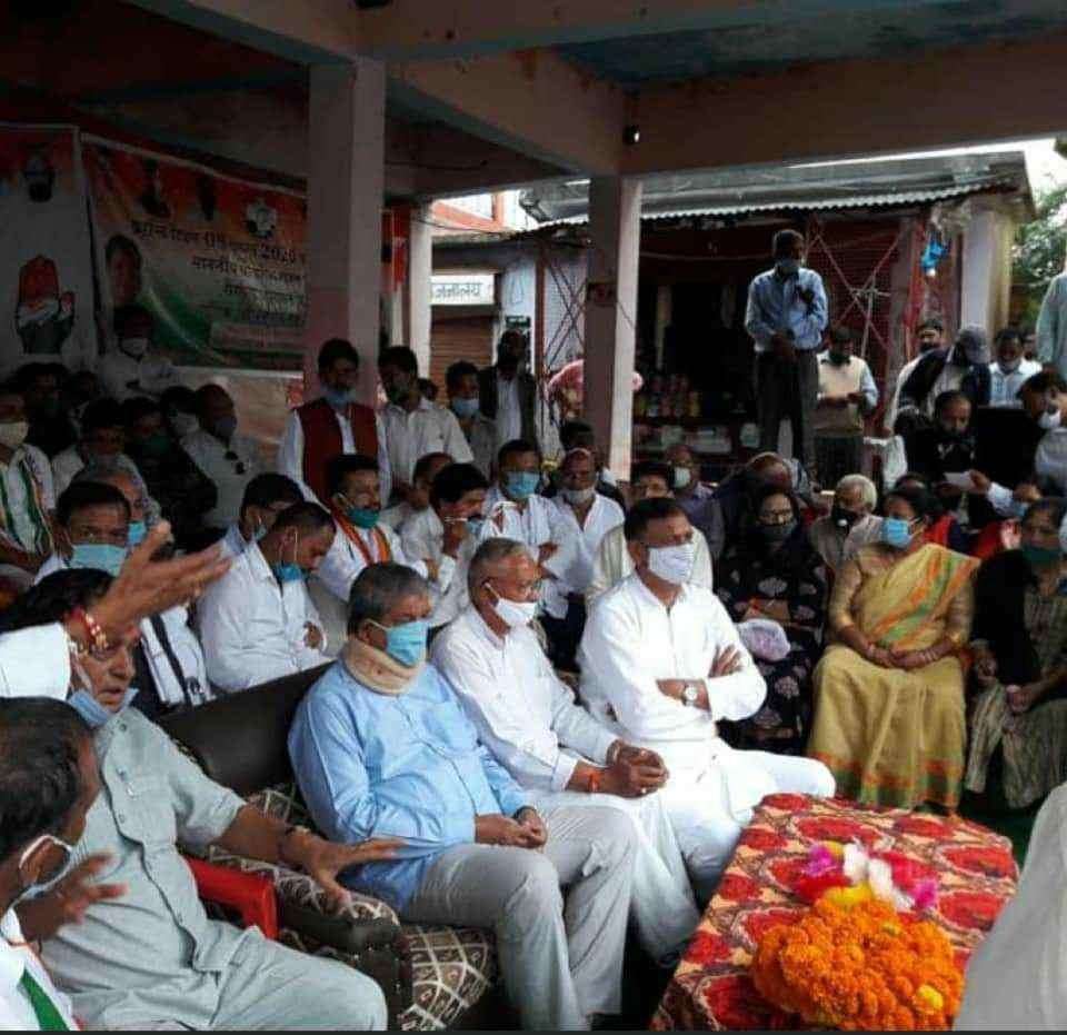 जागेश्वर- हरीश रावत ने ललकारा सरकार को बोले, क्यों रोका हरि प्रसाद टम्टा संस्था