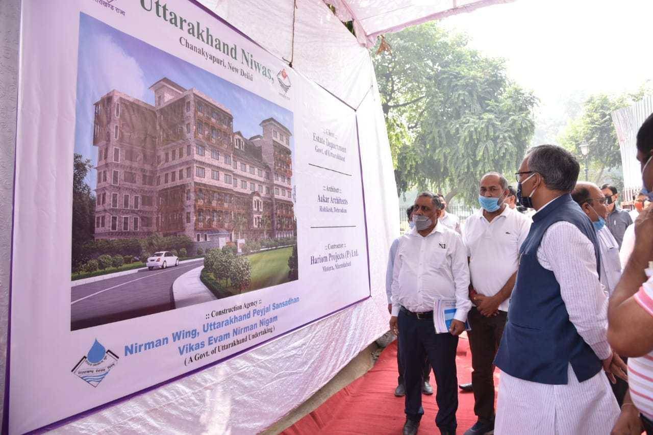 उत्तराखंड- मुख्यमंत्री त्रिवेन्द्र ने किया दिल्ली में निर्माणाधीन भवन का निरीक्षण, अब वास्तुशैली में होगा बेहद सुधार
