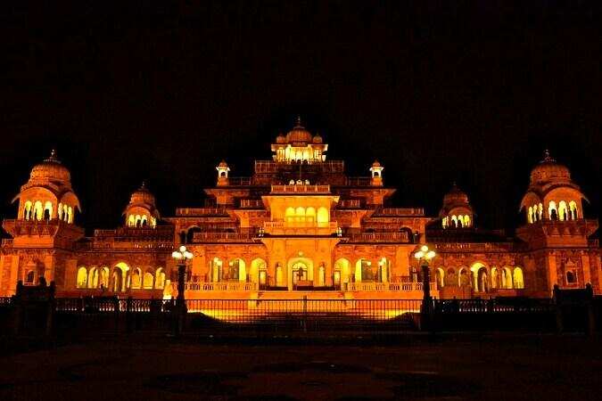 राजस्थान (जयपुर) के सबसे खूबसूरत मुख्य पर्यटन स्थल , जहां लगी रहती हैं हमेशा पर्यटकों की भीड़