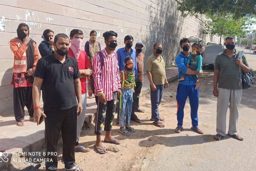 हल्द्वानी-लखनऊ में फंसे सोमेश्वर विधानसभा के सैकड़ों युवा, राज्य मंत्री रेखा आर्या के नाम लिखा ऐसा पत्र