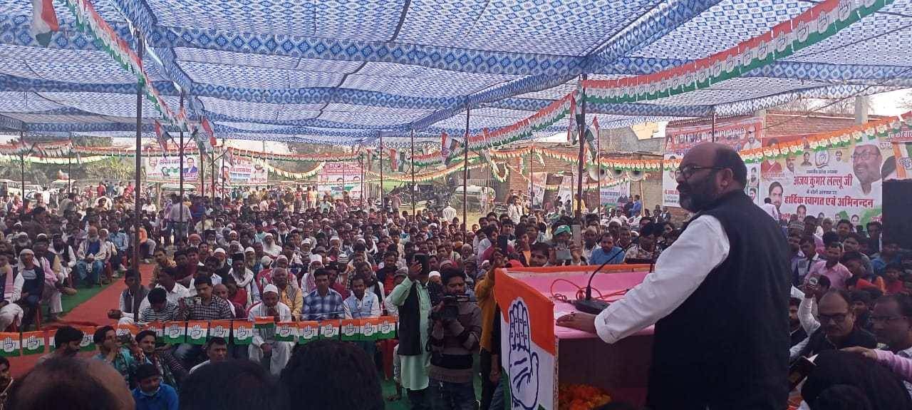 कांग्रेस प्रदेश अध्यक्ष लल्लू ने कहा- साहूकार के क़र्ज़ में किसान आत्महत्या को मज़बूर ,रामराज नही भाजपा सरकार में गुंडाराज