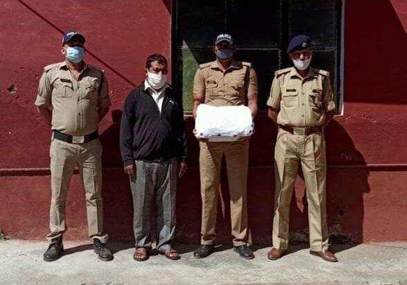अल्मोड़ा-सोमेश्वर पुलिस ने साढ़े सात लाख चरस पकड़ी, हल्द्वानी में यहां होनी थी सप्लाई