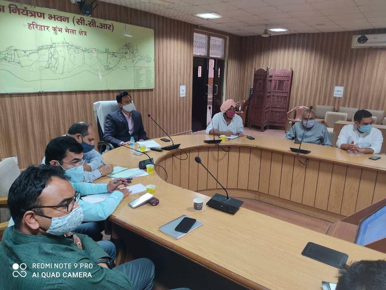 हरिद्वार-ऐसे होगीं गंगा सफाई, कुम्भ मेला मेलाधिकारी ने दिये अधिकारियों को ये निर्देश