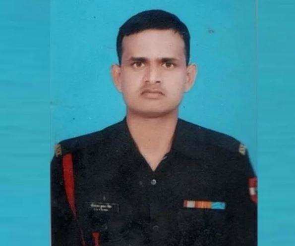 नई दिल्ली-पाक ने अब कृष्णा घाटी सेक्टर में की गोालाबारी, सेना का एक जवान शहीद