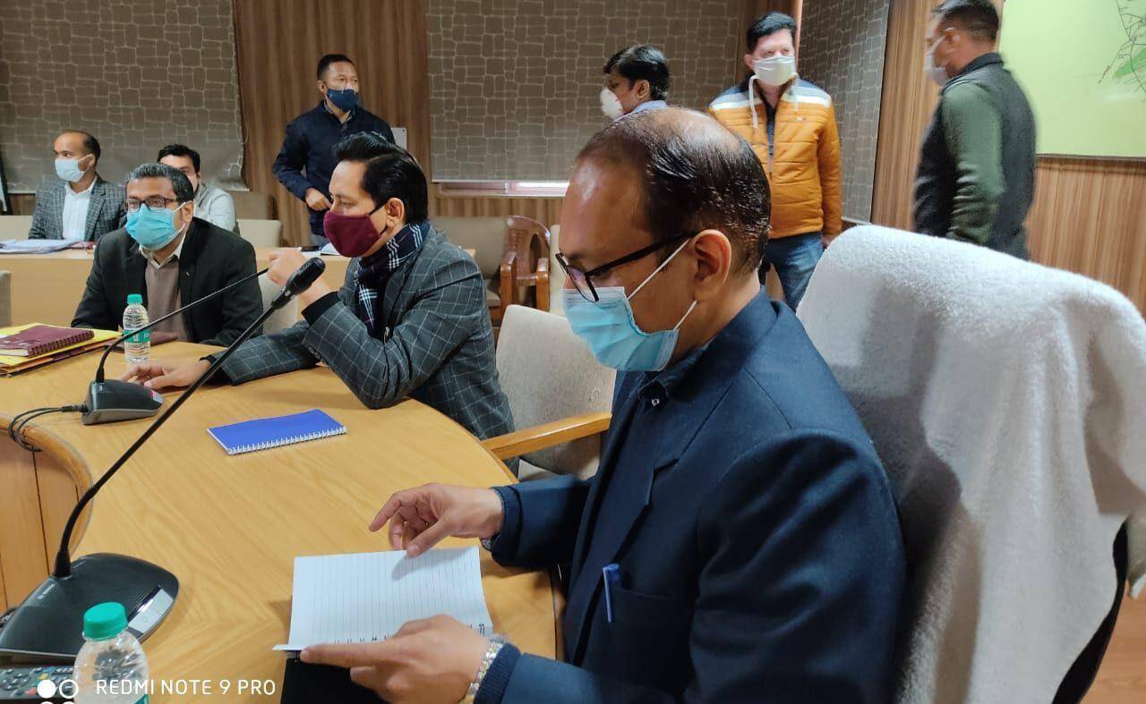 हरिद्वार- कुंभ को लेकर गढ़वाल आयुक्त के सख्त निर्देश, लापरवाही पर अधिकारी होगा जिम्मेदार