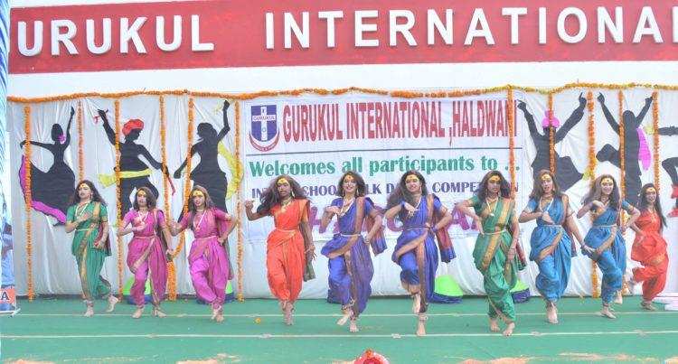 हल्द्वानी-गुरुकुल में धरोहर कार्यक्रम की मची धूम, इन नृत्य में इन स्कूलों ने मारी बाजी