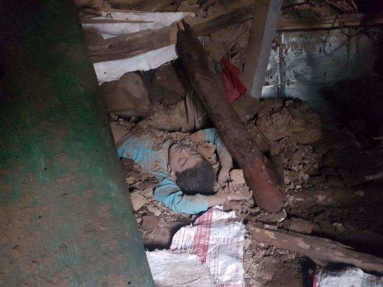 अल्मोड़ा-नींद में था परिवार भारी बारिश से मकान में आया मलबा, युवती समेत जानवरों की मौत