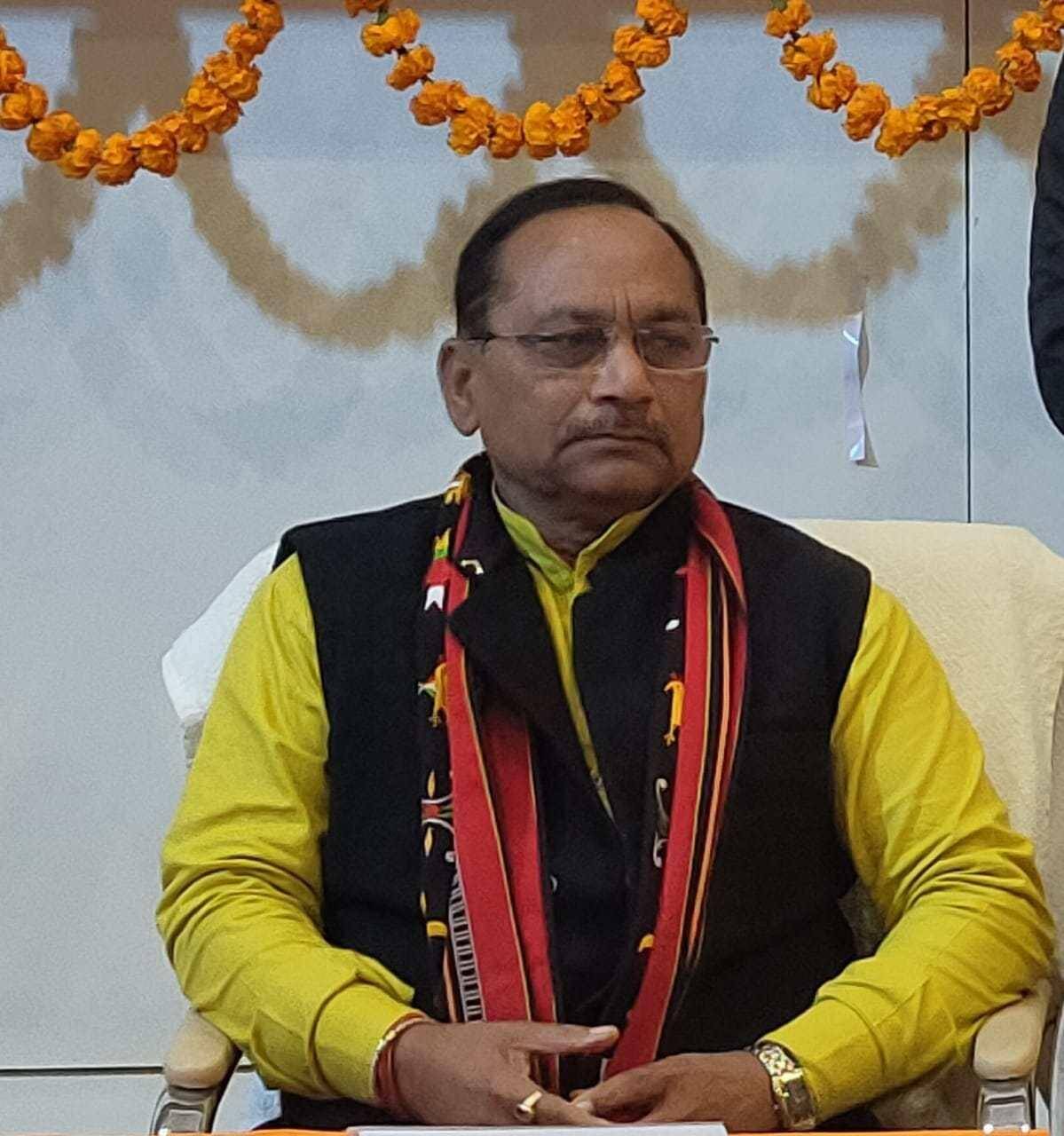 Bareilly-राज्‍य ललित अकादमी के अध्‍यक्ष डॉ. राजेंद्र सिंह पुंडीर को कला भूषण सम्मान