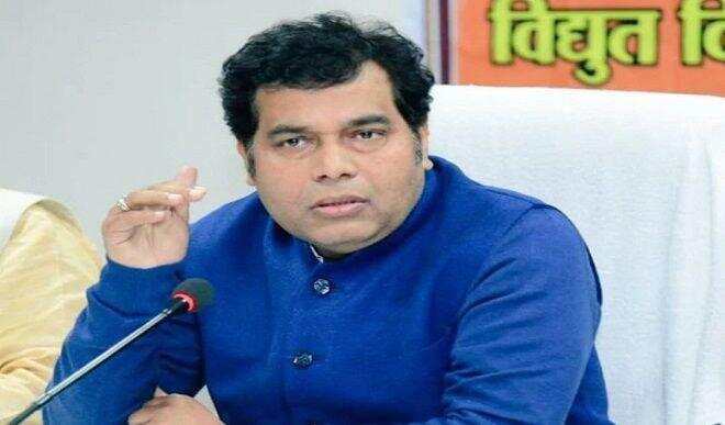 प्रियंका गांधी के बयानों पर यूपी के ऊर्जा स्रोत मंत्री श्रीकांत शर्मा ने कहा- केवल राजनीति से प्रेरित हैं प्रियंंका के बयान
