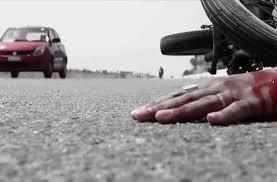 रुद्रपुर-ट्रक से रौंदे बाइक सवार युवक, एक की मौत दो की हालत गंभीर