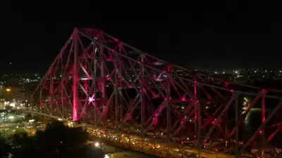 ओलंपिक के रंग में चमका हावड़ा ब्रिज