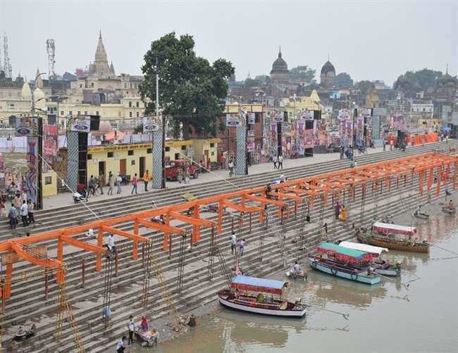 Ayodhya: अयोध्या में जल्द ही श्रद्धालु क्रूज बोट से करेंगे घाटों के दर्शन, साथ ही मिलेंगी ये सुविधाएं