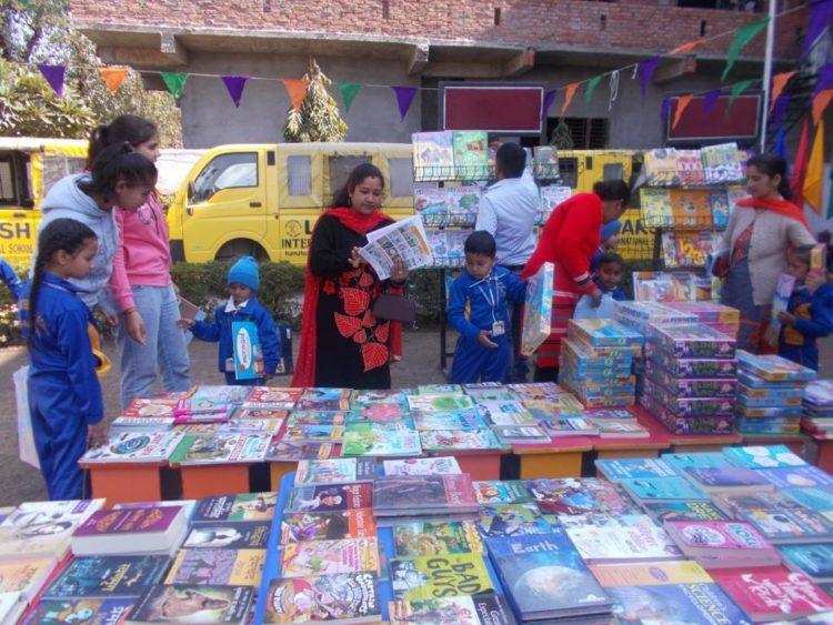 हल्द्वानी-लक्ष इंटरनेशनल स्कूल में पुस्तक मेले का आयोजन, बच्चों को भायी ऐसी रोचक पुस्तकें