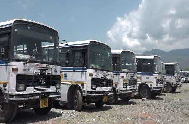 देहरादून- प्रदेश के जिलाधिकारियों को परिवहन विभाग ने दिया बड़ा झटका, वापस ली ये सुविधा