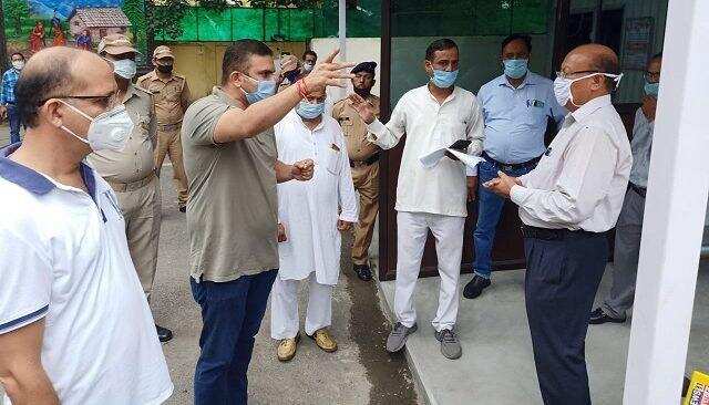 हल्द्वानी-डीएम के चक्कर में एडीएम को सुनाई कांग्रेसियों ने खरी-खरी, प्रदेश में बेलगाम हुई नौकरशाही