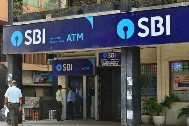 SBI की internet banking हुई बंद, ATM कर रहे हैं काम