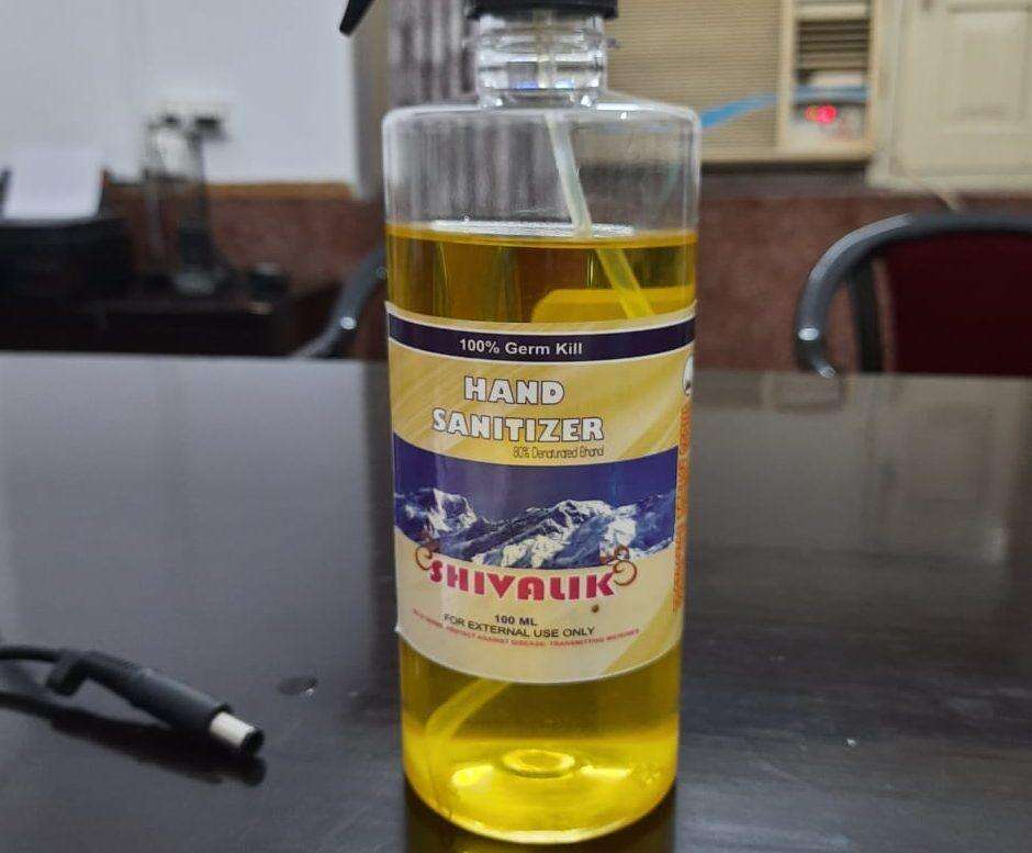 हल्द्वानी-बाजपुर शुगर मिल ने तैयार किया हैंड सैनीटाईजर, शीघ्र बिक्री को उतरेगा बाजार में
