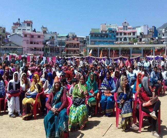 पिथौरागढ़-गृहमंत्री राजनाथ का कांग्रेस पर बड़ा हमला, बोले वीर कभी शव नहीं गिनते