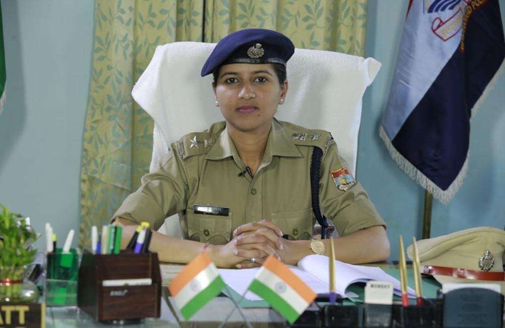 देहरादून-एसडीआरएफ की तृप्ति भट्ट को मिला सिल्वर मेडल, प्रवासियों के लिए किया ये खास काम